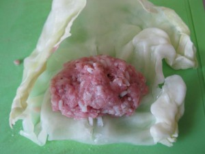 голубцы, запеченные в горшочках