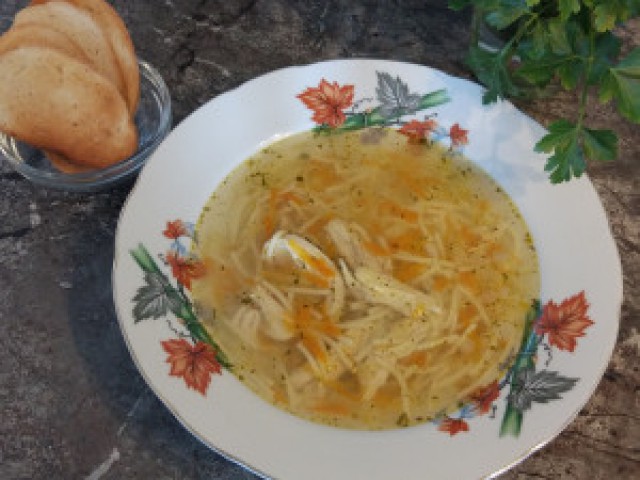 Супер простой и легкий куриный суп без картошки